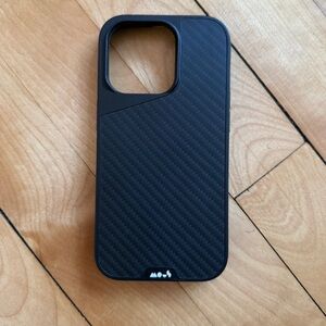 Mous limitless 5.0 case for iPhone 14 pro, aramid fibre